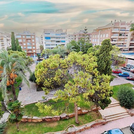 Lovely Sunny Apartment With Shared Pool And Private Parking Torrevieja Eksteriør billede